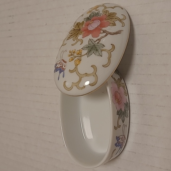 Vintage Express Otagiri Japan Lidded Trinket Box - Picture 3 of 16